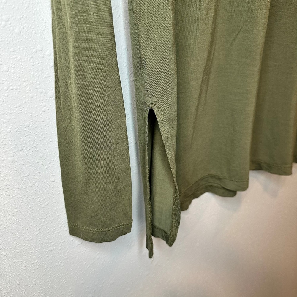 J. Crew Turtleneck Top Women‎ Med Olive Green 100% Tencel Lyocell Layering Silky - Picture 7 of 16